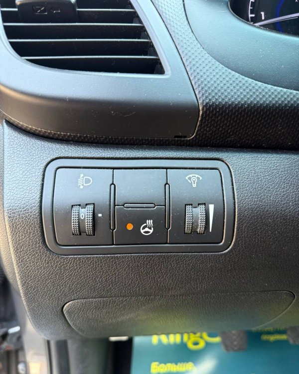 Hyundai Solaris I · Рестайлинг - Image 17