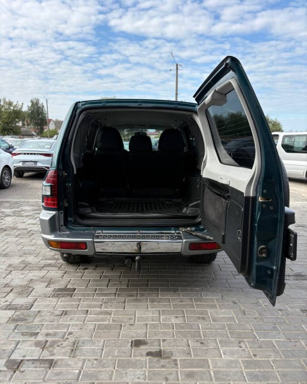 Mitsubishi Pajero III - Image 12
