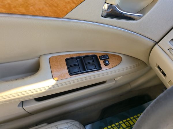Toyota Avalon III (XX30) - Image 25