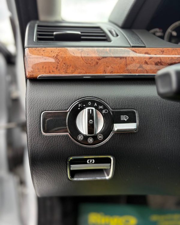 MERCEDES-BENZ S500 - Image 20