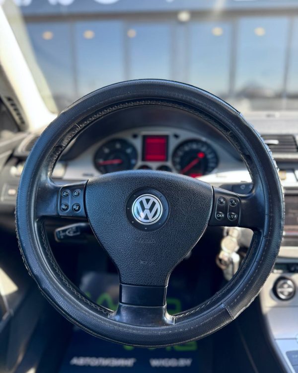 Volkswagen Passat B6 - Image 15