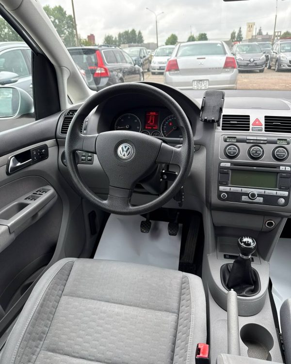 Volkswagen Touran I · Рестайлинг - Image 10