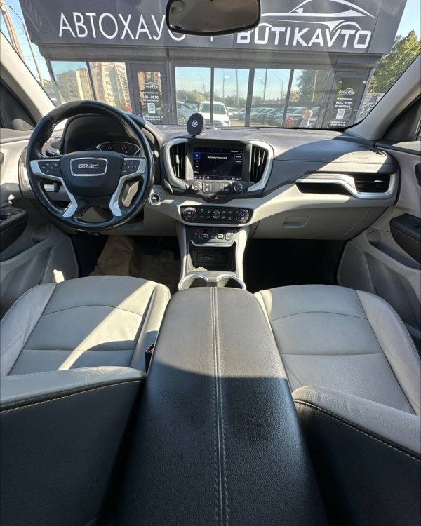 GMC Terrain II - Image 7