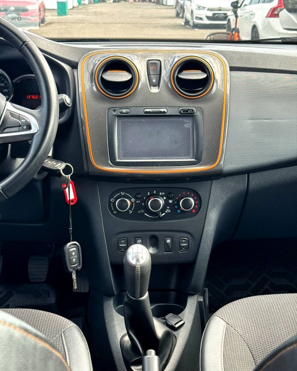 Dacia Sandero II · Рестайлинг - Image 13