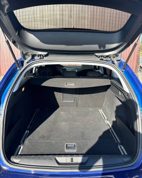 Peugeot 308 T9 · Рестайлинг - Image 15