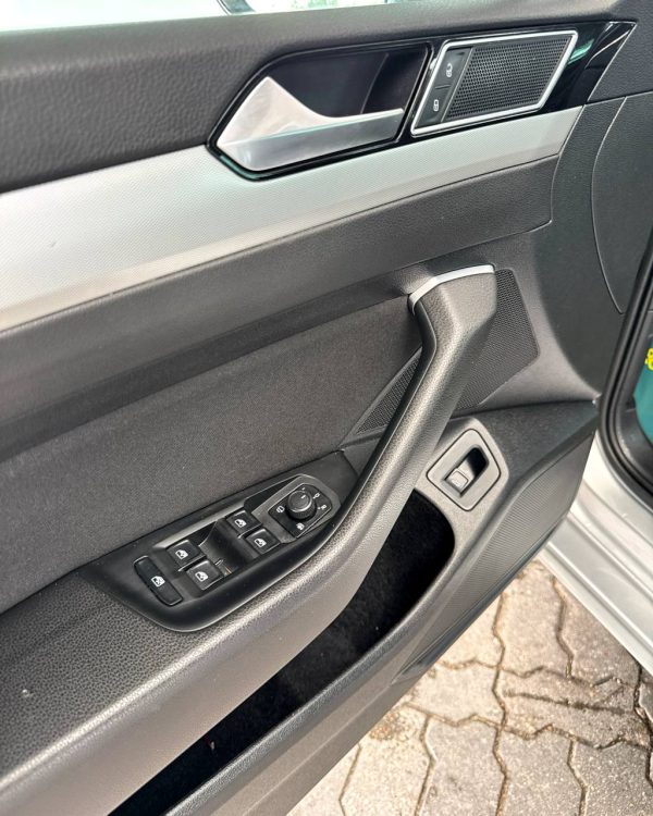 Volkswagen Passat B8 - Image 9