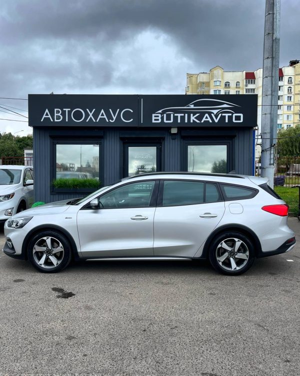 Ford Focus Active IV - Image 8