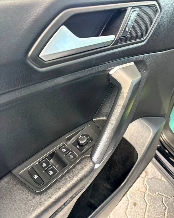 Volkswagen Tiguan II - Image 9