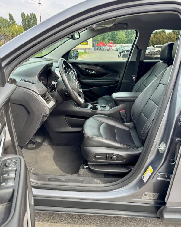 GMC Terrain II - Image 11