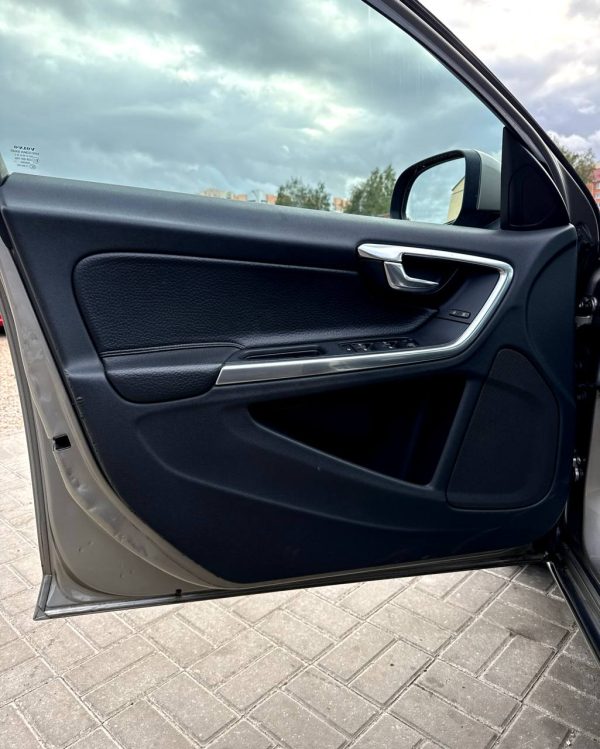 Volvo V60 I - Image 9