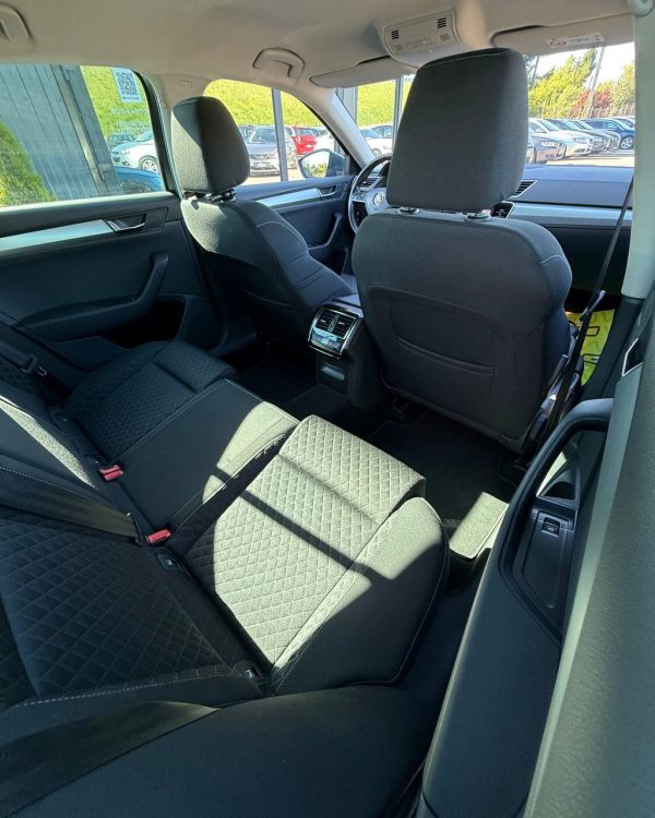 Skoda Superb III - Image 15
