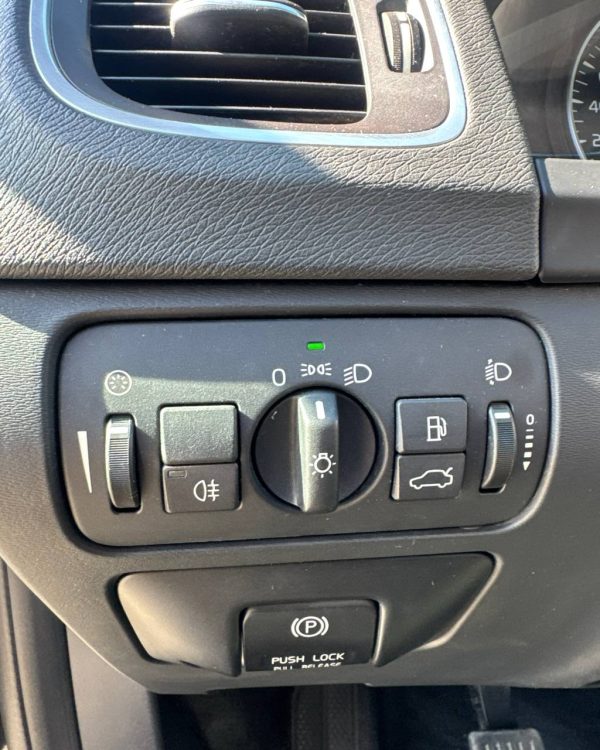 Volvo V60 I - Image 18
