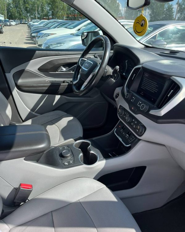 GMC Terrain II - Image 14