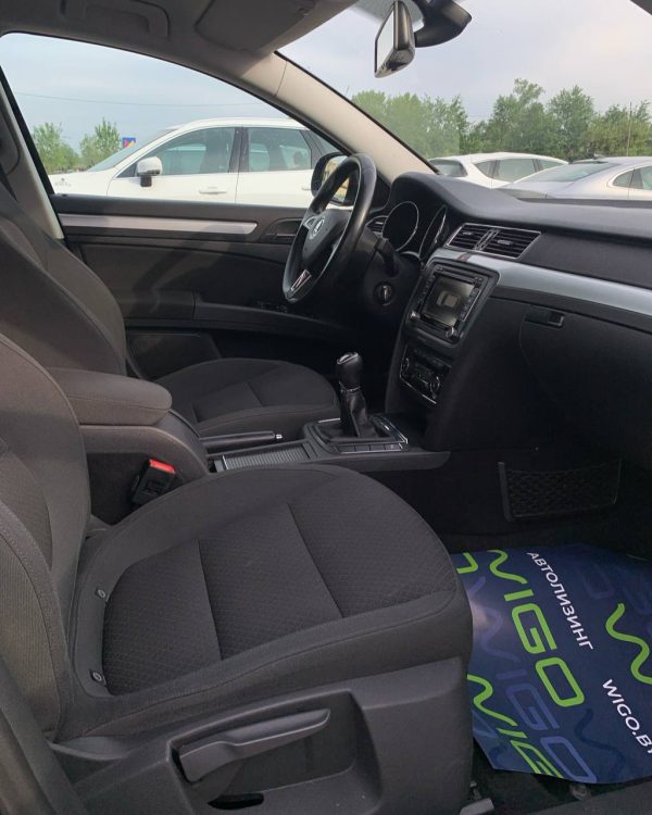 SKODA SUPERB - Image 10