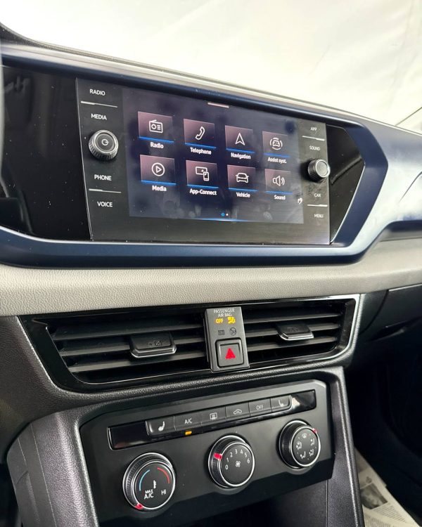 Volkswagen Taos  I - Image 13