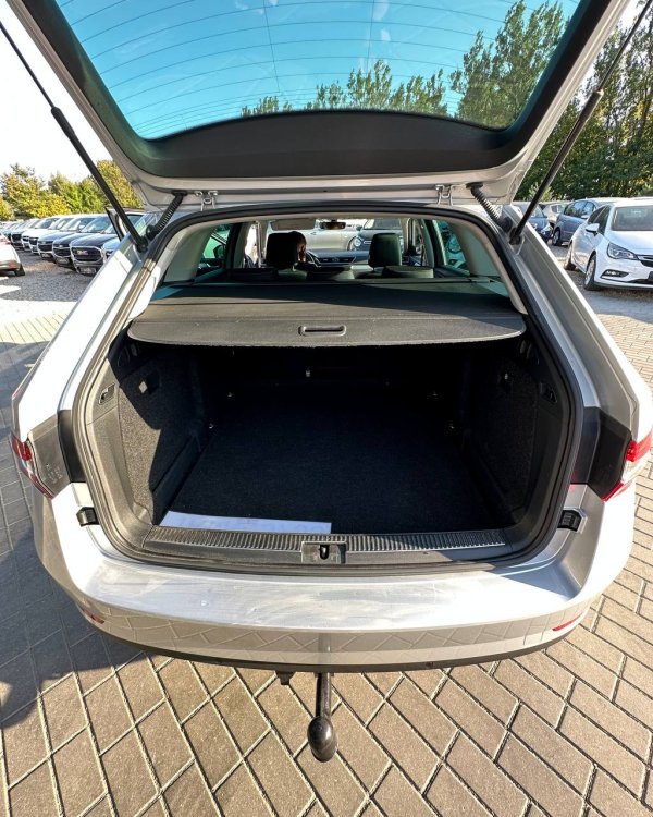 Skoda Superb III - Image 13