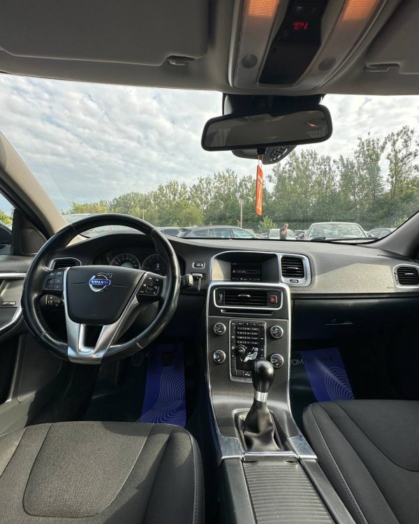 Volvo V60 I - Image 9