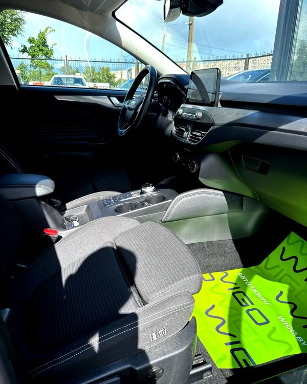 Ford Focus IV - Image 11