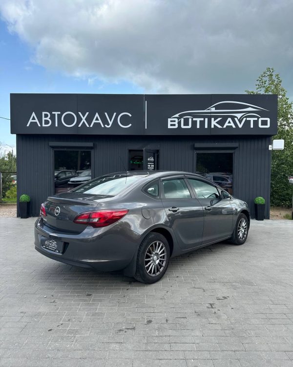 Opel Astra J · Рестайлинг - Image 6
