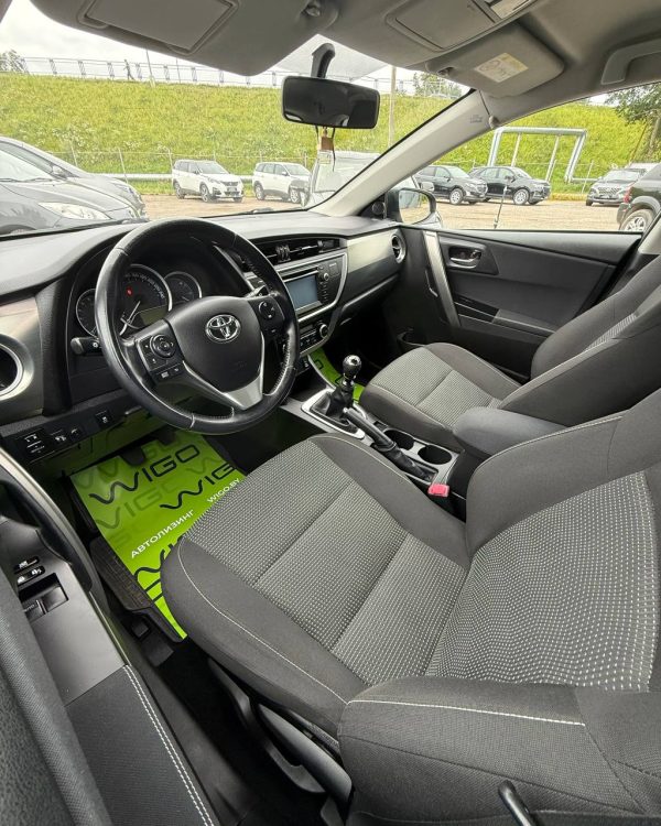 Toyota Auris II (E180) - Image 9