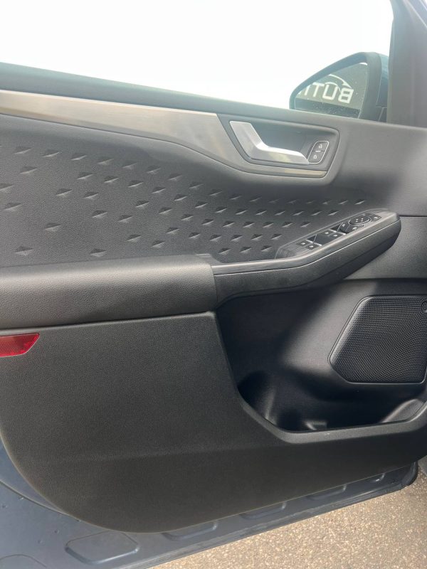 Ford Kuga III - Image 9