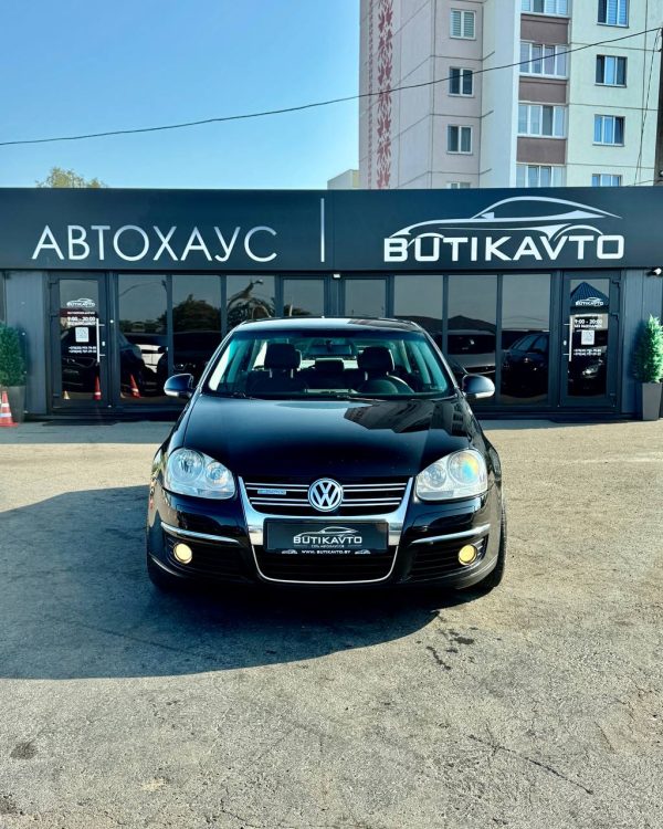 Volkswagen Jetta V - Image 2