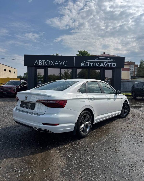 Volkswagen Jetta VII - Image 6
