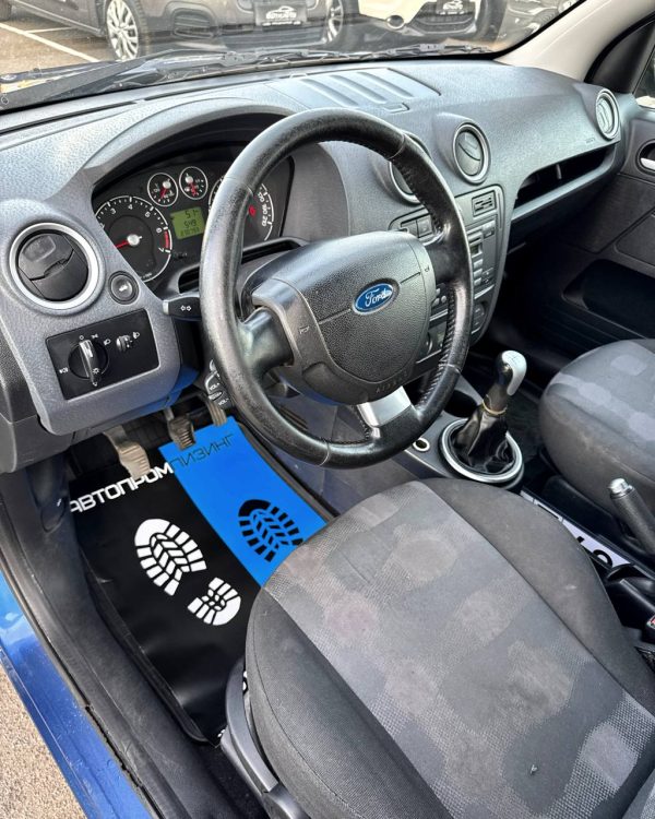 Ford Fusion I · Рестайлинг - Image 11