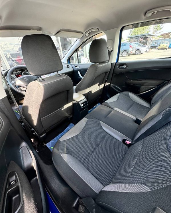 Peugeot 308 T7 - Image 11