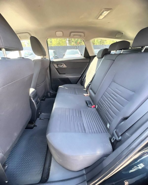 Toyota Auris II (E180) · Рестайлинг - Image 9
