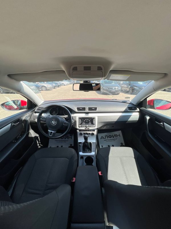 Volkswagen Passat B7 - Image 13