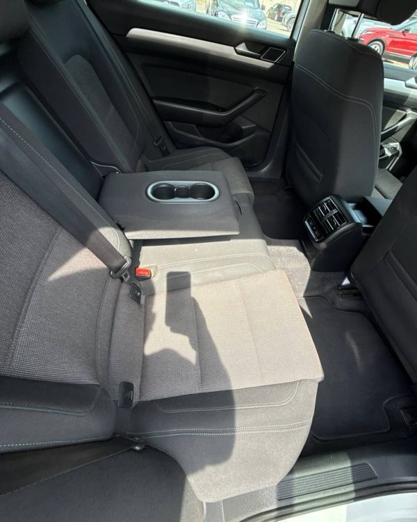 Volkswagen Passat B8 - Image 11