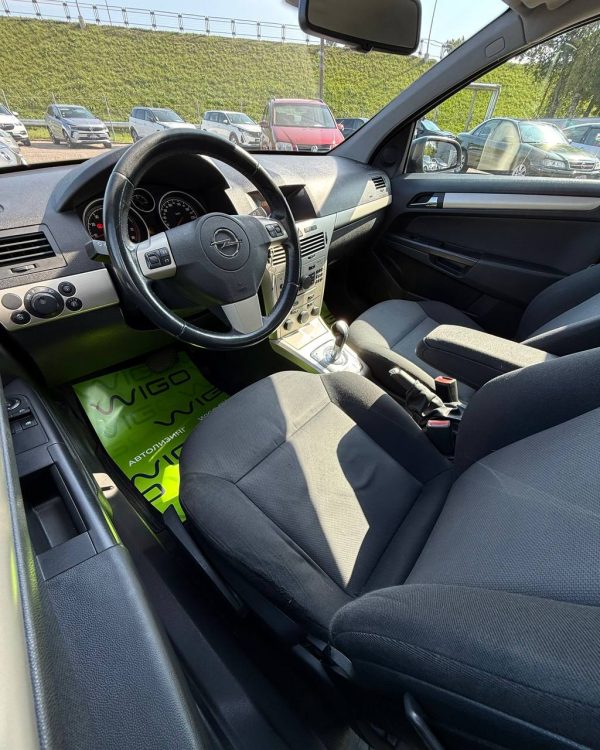 Opel Astra H - Image 10