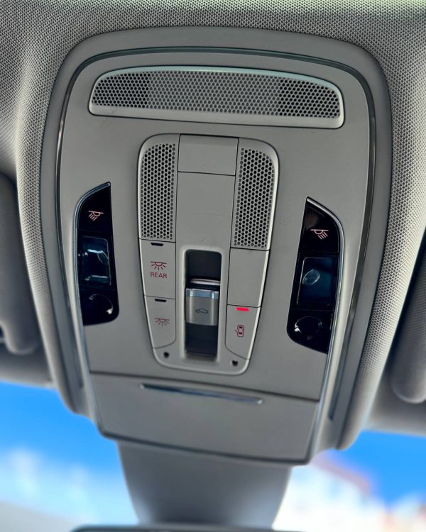 Audi A8 D4 - Image 20