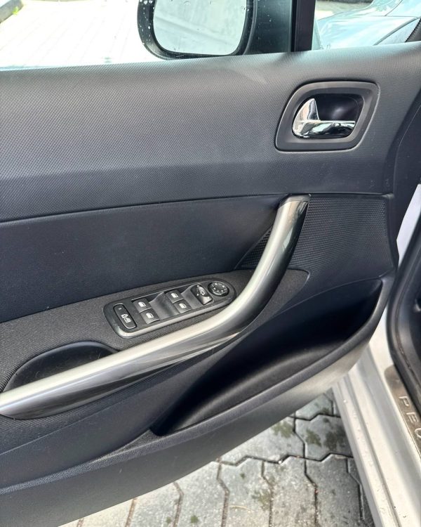 Peugeot 308 T7 · Рестайлинг - Image 9