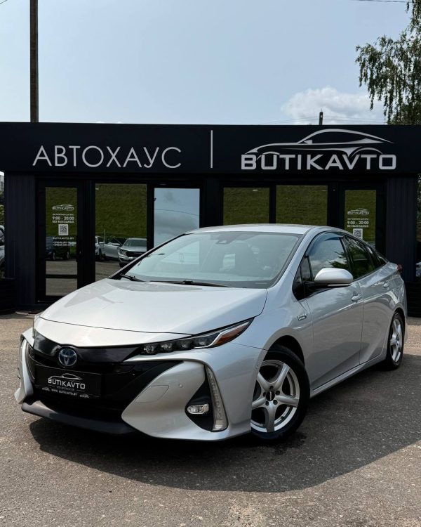 Toyota Prius Prime I (ZVW50L) - Image 3