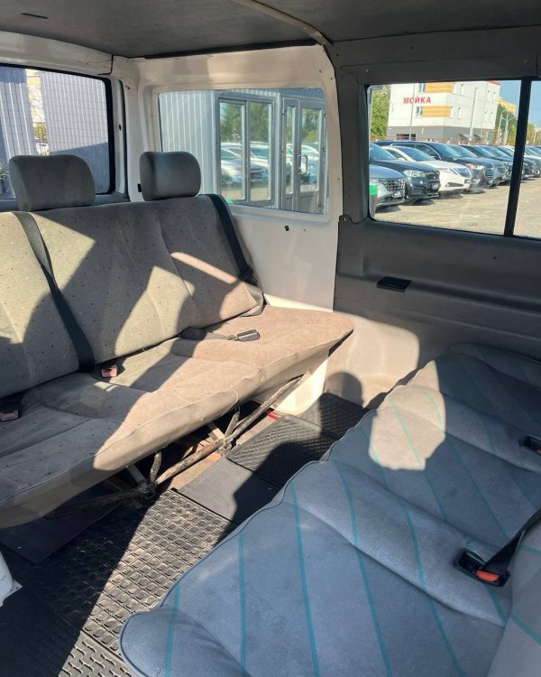Volkswagen Transporter T4 - Image 11