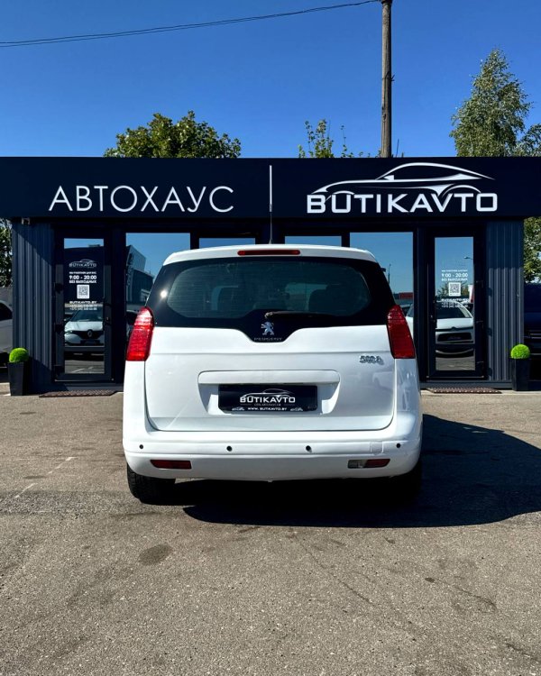 Peugeot 5008 I · Рестайлинг - Image 6