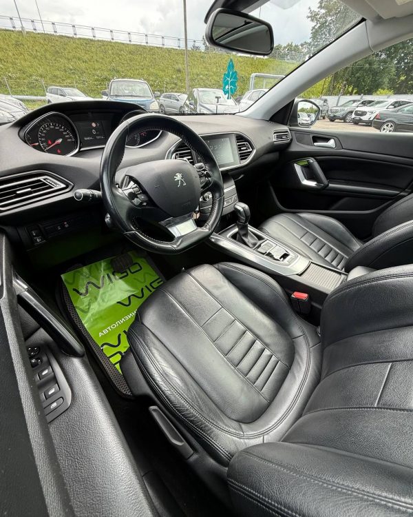 Peugeot 308 T9 · Рестайлинг - Image 11