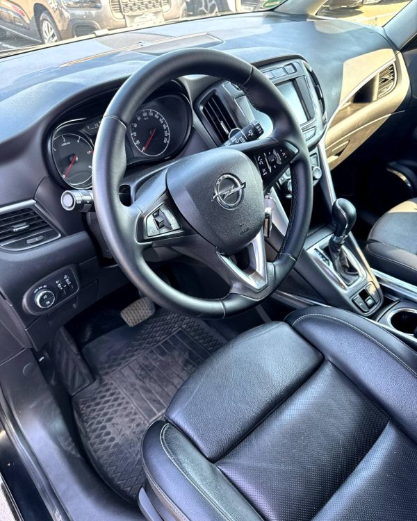 Opel Zafira C · Рестайлинг - Image 11