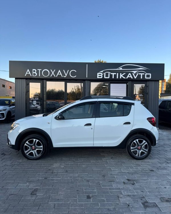 Dacia Sandero II · Рестайлинг - Image 13