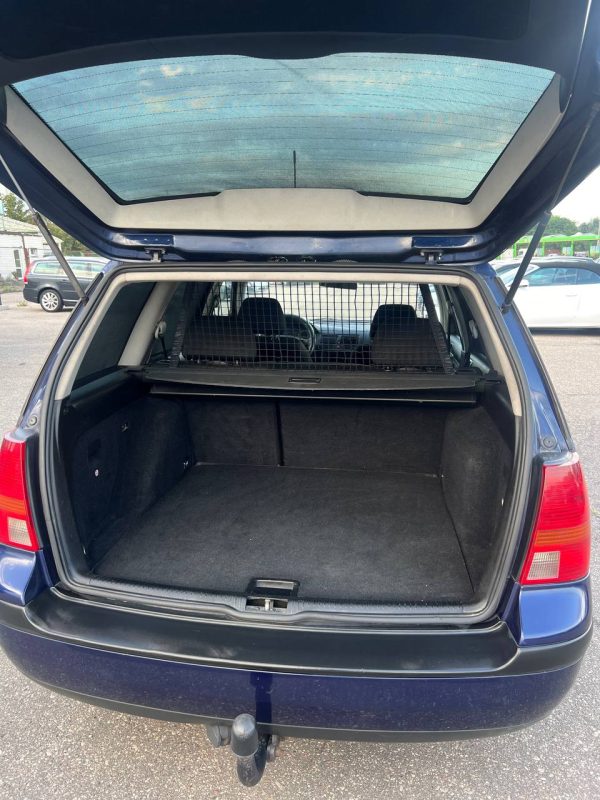 Volkswagen Golf IV - Image 14