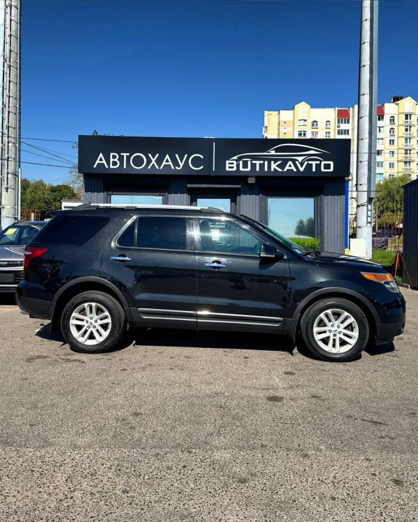 Ford Explorer V - Image 7