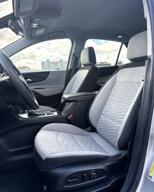 CHEVROLET EQUINOX - Image 10