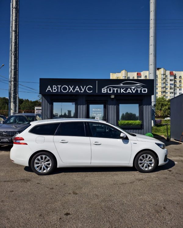 Peugeot 308 T9 · Рестайлинг - Image 7