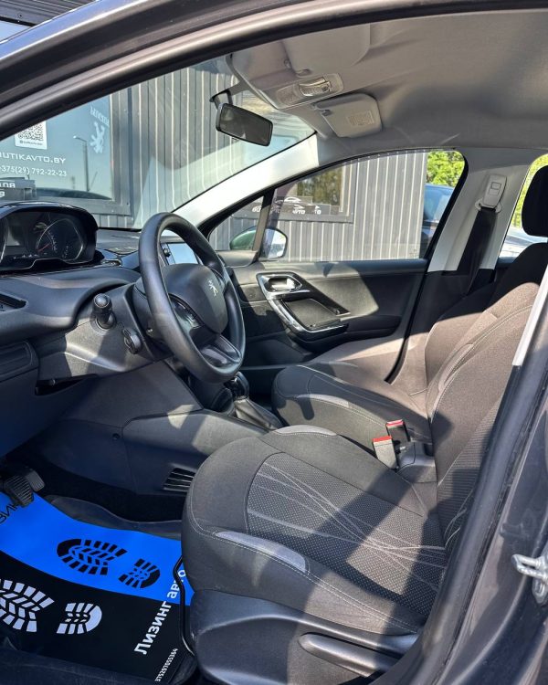 Peugeot 208 I - Image 7