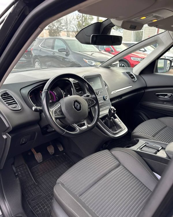 Renault Grand Scenic IV - Image 10