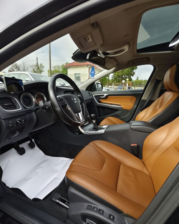 Volvo V60 I - Image 21