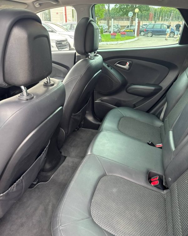 Hyundai ix35 I - Image 11