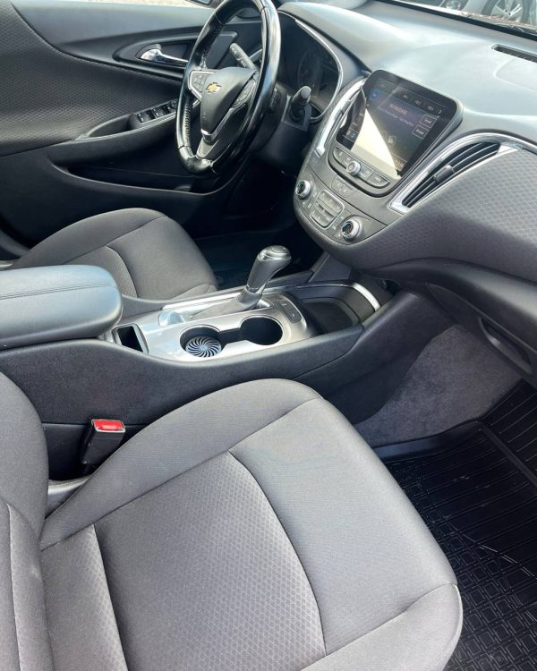 Chevrolet Malibu IX · Рестайлинг - Image 14